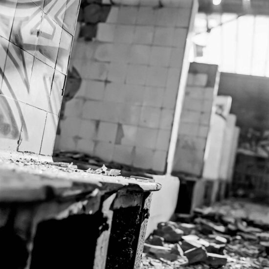 photographe reportage urbex : uziness - cheratte douche